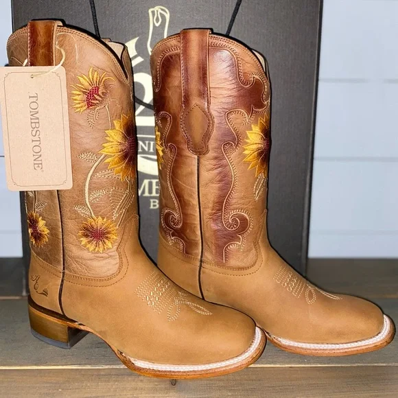 Cowgirl boots poshmark on sale